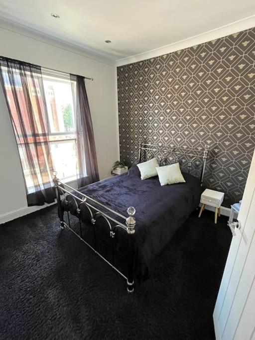 Central Two-Three Bedroom Beach Town Maisonette Southsea Exterior photo